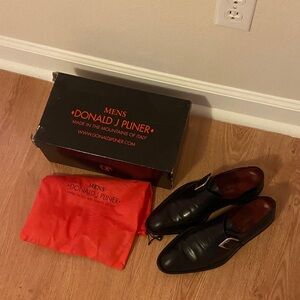 Donald J. Pliner Men's Black Leather Loafers